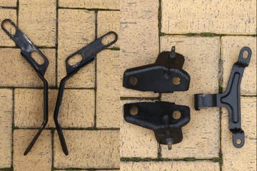 DRŽÁKY DRŽÁK A2214920941 A2214921041 MERCEDES W221