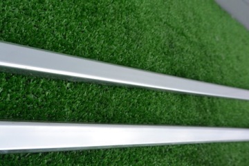 НАКЛАДКА КУЗОВА СПРАВА СЛЕВА MERCEDES W212 COMBI