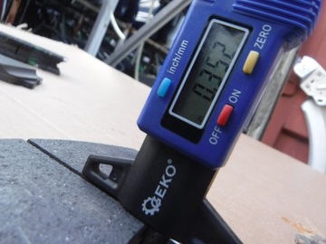 ТОРМОЗНЫЕ КОЛОДКИ FORD MUSTANG VI 3.7, 5.0