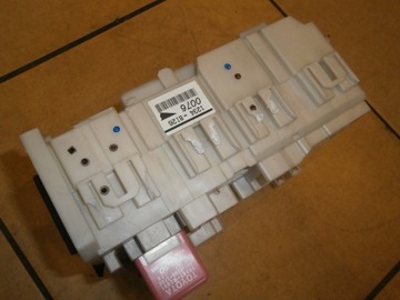 Коробка BSI 82730-0f070C 1575-9A19 Verso 09-