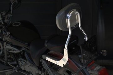 HYOSUNG AQUILA 125 СПИНКА ПАССАЖИРА