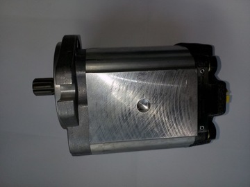 Гидравлический насос Nissan MJ 02 A 25 U