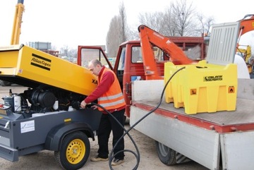 Топливный бак 330л 12В на дизельном топливе