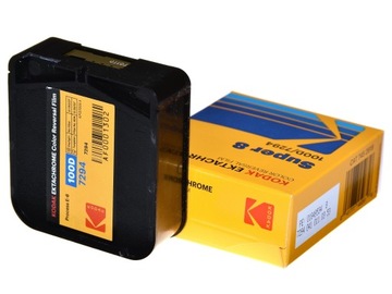 Цветная пленка Kodak Ektachrome 100D для фотоаппарата Super 8.