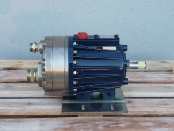 МЕМБРАННЫЙ ДОЗИРУЮЩИЙ НАСОС HYDRA-CELL G25X, 69 бар