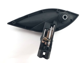 РУЧКА ВНУТРЕННЯЯ ПРАВАЯ FIAT CROMA 2005-2011 ХРОМ