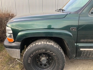 CHEVROLET TAHOE SUBURBAN 00-06R BŁOTNIK LEWY