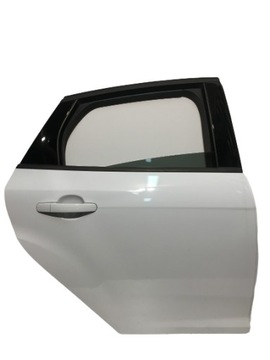 Ford Focus mk3 Drzwi Prawy Tył
