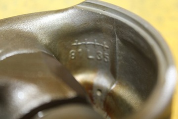 Поршневый поршневой пассат B5 1.6 8V AHL 81L35 058