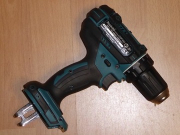 Шлифмашина DGA513, отвертка DDF482 + 2 аккумулятора 5,0 Ач