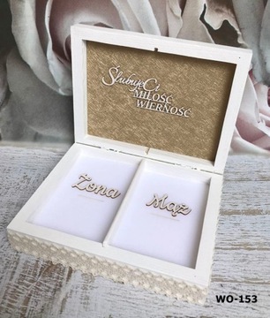 Коробка для конвертов + белые обручальные кольца 03