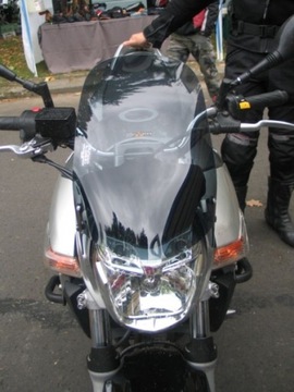 SZYBA TURYSTYCZNA SUZUKI GSR 600 Z MOCOWANIEM