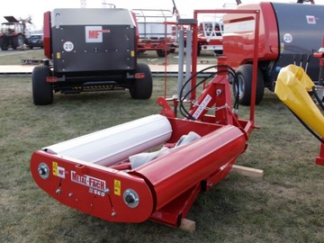 Стационарный обмотчик рулонов METAL-FACH Berta Z-560