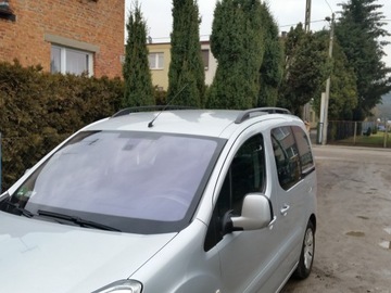 DACIA DOKKER 2012 + STŘEŠNÍ NOSIČ STŘEŠNÍ KUFR