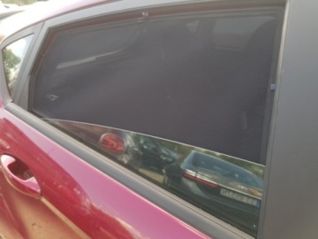 Ford Fiesta Mk7 Солнцезащитные шторы