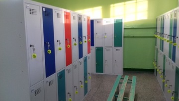 Шкаф металлический, шкаф для одежды социально-санитарного и защитного назначения, 4 отделения.
