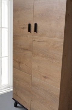 Мебель на ножках Jonny dab lefkas витрина 2