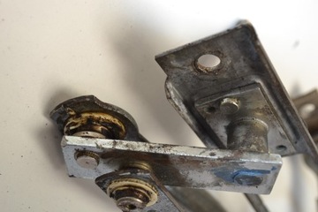 Mercedes R107 SL Механизм стеклоочистителя, тросовые оси