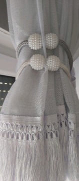 KLAMRA SPINKA NA MAGNES KURTYNA ZASŁONA BIAŁA PERŁOWA SPINKA SZNUR DO FIRAN