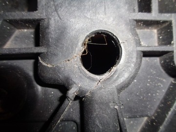 MEGANE SCENIC II 2 АККУМУЛЯТОРНАЯ ПОДСТАВКА 8200467409