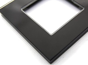 ЭЛЕКТРИЧЕСКАЯ РОЗЕТКА B-LINE DLX ЧЕРНАЯ С ШТЫРЬКОМ