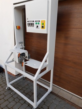 Pomoc techniczna okleiniarki IMA, zasobnik kleju