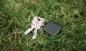 notiOne GO KEYS LOCATOR СОБАКА АВТОМОБИЛЬ ВЕЛОСИПЕД