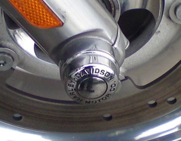 HARLEY DAVIDSON NAKŁADKI ŚRUB OSI PRZEDNIEJ 100%HD
