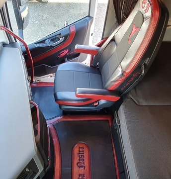 ИНТЕРЬЕР НОВОГО VOLVO FH4 — ОБРАЗЕЦ «MNW»