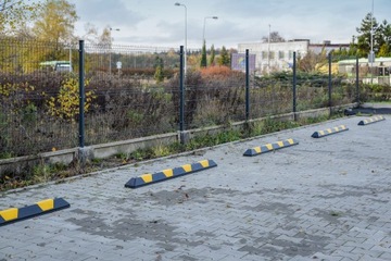 Ограничитель парковки - крыло, сепаратор 180