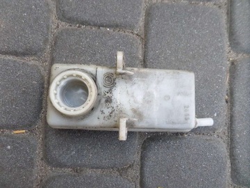 Zbiorniczek zbiornik płynu hamulcowego Peugeot 307