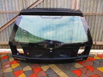 Volvo V40 95-04 klapa bagażnika spoiler lotka