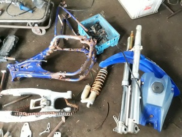 Yamaha WR 400 99 деталей