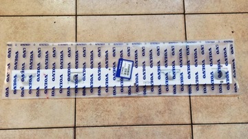 VOLVO EMBLEMAT NAPIS ZNACZEK 30796589 NA KLAPĘ