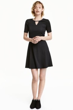 H&M Sukienka z dżerseju w prążki rozm. 36 S