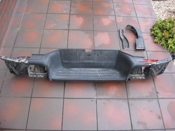 NÁRAZNÍK ZADNÍ - STUPEŇ TOYOTA HILUX VIII 8 2015