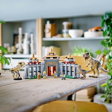 LEGO Jurassic Park 76961 Центр для посетителей Ти-Рекса