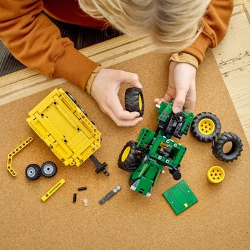 Klocki LEGO Technic 42136 Traktor John Deere 9620R 4WD