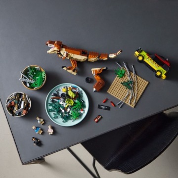 LEGO 76956 Мир Юрского периода Тираннозавр на свободе