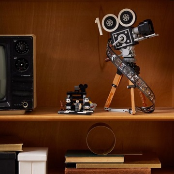 LEGO Disney 43230 Камера Уолта Диснея