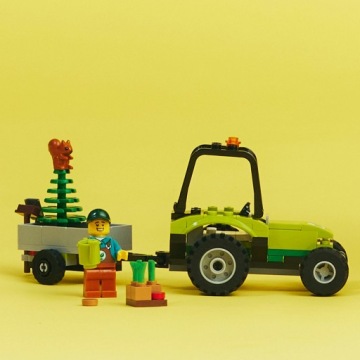 LEGO City Park Трактор 60390