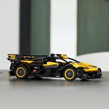 LEGO TECHNIC 42151 Бугатти Болид