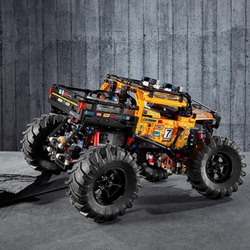 LEGO Technic 42099 Внедорожник с дистанционным управлением + БЕСПЛАТНЫЙ LEGO 30657