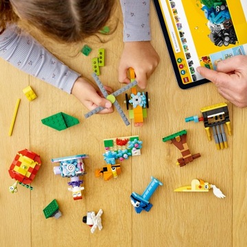 LEGO Classic 11019: кубики и детали