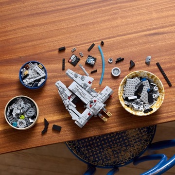 LEGO Star Wars 75375 — Тысячелетний сокол