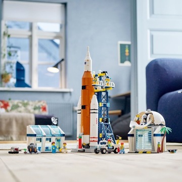 LEGO City 60351 Запуск ракеты из космопорта