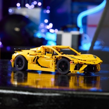 LEGO® TECHNIC 42205 Chevrolet Corvette Stingray