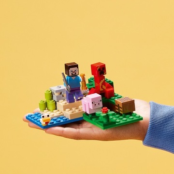 ПОДАРОЧНЫЙ НАБОР LEGO Minecraft CREEPER AMBUSH 2в1