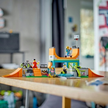 LEGO City 60364 Уличный скейтпарк
