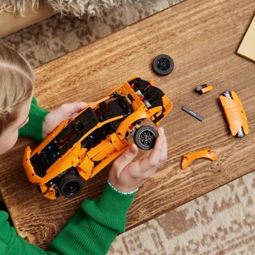 LEGO Technic Оранжевый Lamborghini Huracán Tecnica 42196